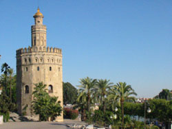 Torre del Oro Музеи Севильи - все музеи Севильи, время работы, стоимость билетов. Лучший путеводитель по Севилье, достопримечательности Севильи, что посмотреть, маршруты