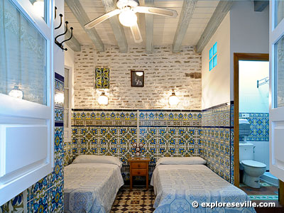 Hostals in Seville